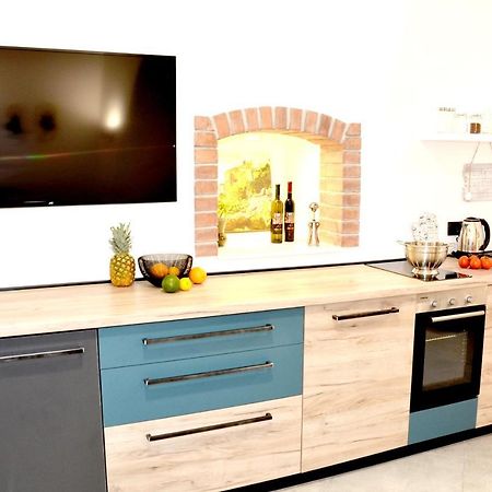 Studio Apartment Surf By The Sea Опатия Экстерьер фото